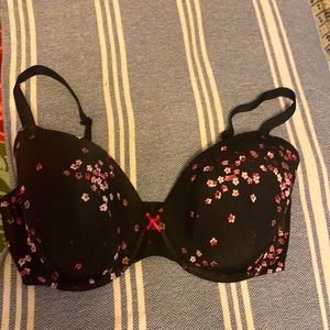Cacique Lightly Lined T-Shirt Bra NWOT